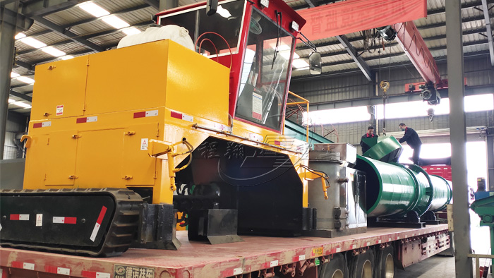 湖南年產(chǎn)2萬噸有機(jī)肥生產(chǎn)線發(fā)貨現(xiàn)場