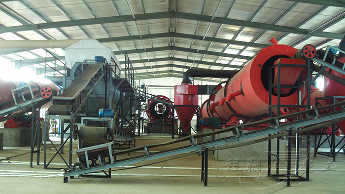 有機肥生產(chǎn)線客戶現(xiàn)場